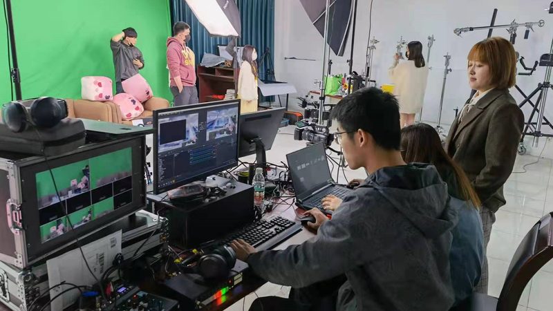 铝合金材质：坚固与轻便的完美结合